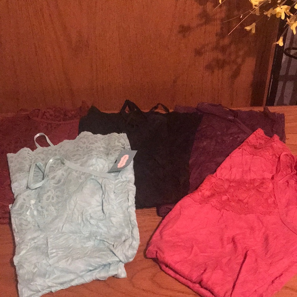 Lot of Maurice’s tank tops